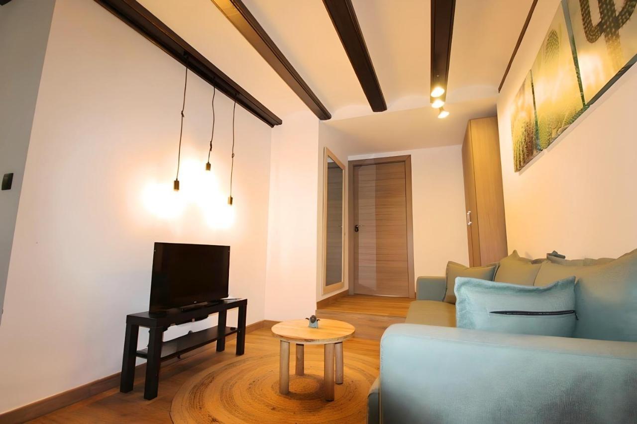 Increible Apartamento Con Terraza Al Lado De Torres De Quart Valensiya Dış mekan fotoğraf