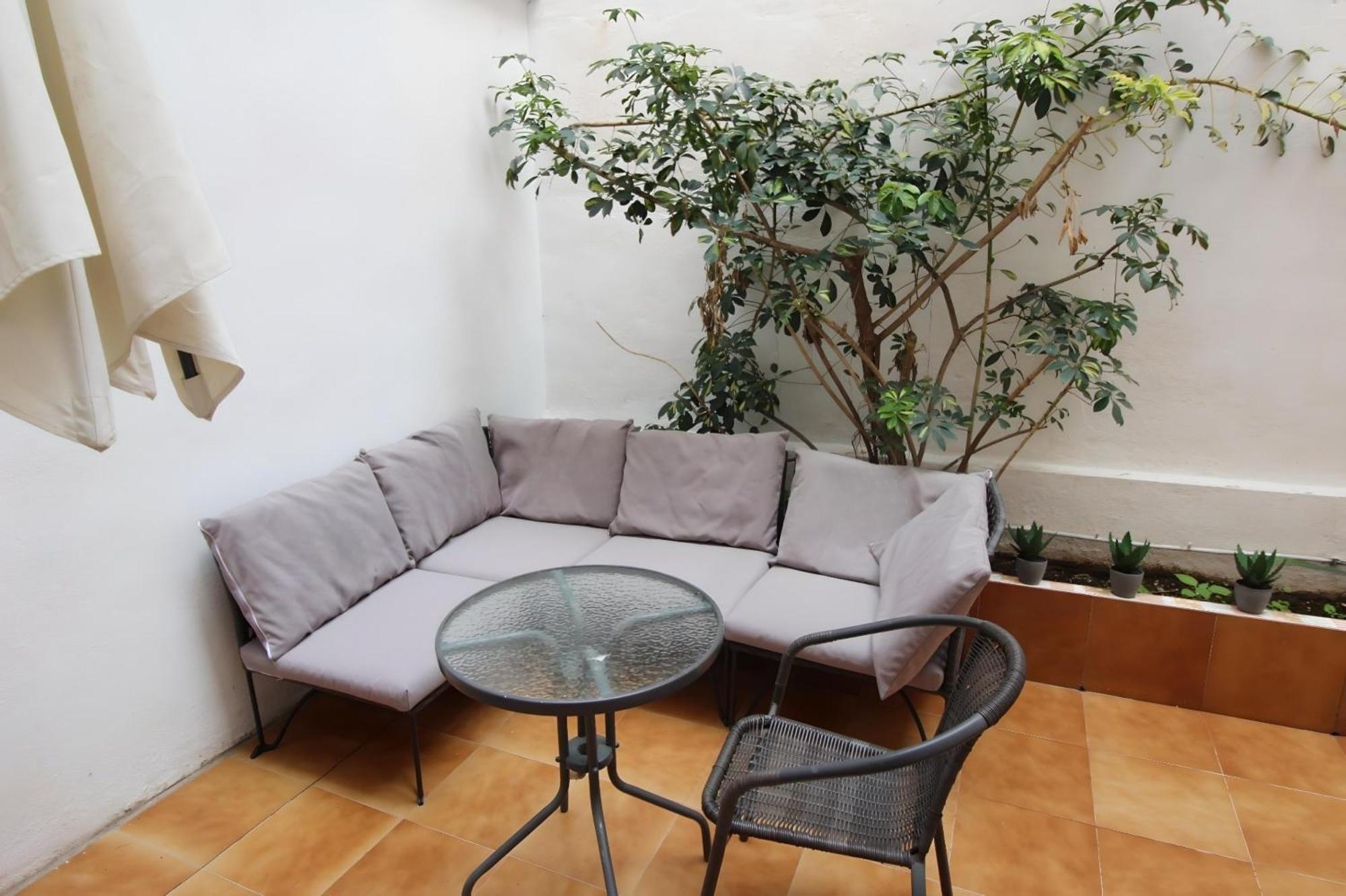 Increible Apartamento Con Terraza Al Lado De Torres De Quart Valensiya Dış mekan fotoğraf