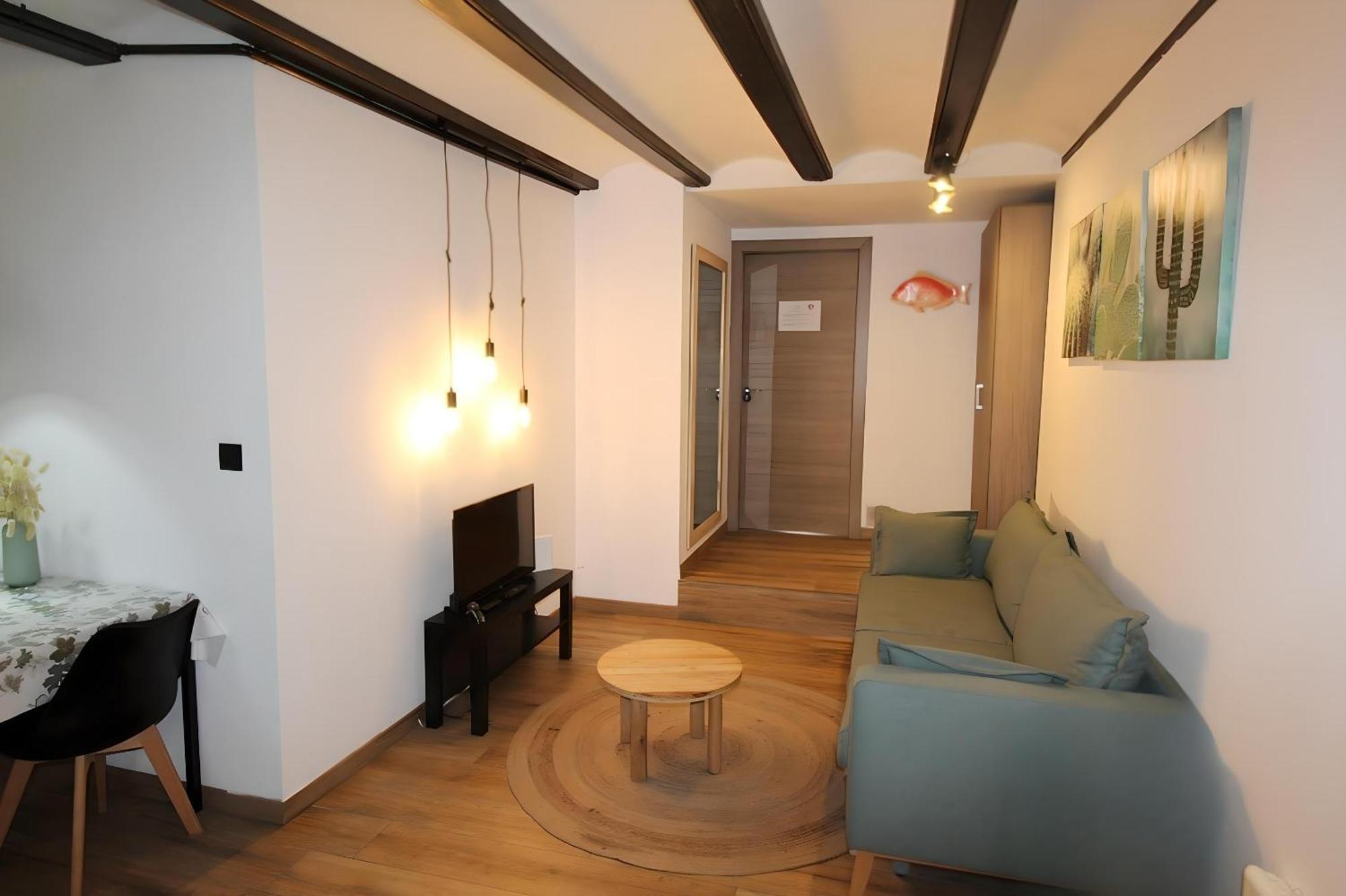 Increible Apartamento Con Terraza Al Lado De Torres De Quart Valensiya Dış mekan fotoğraf